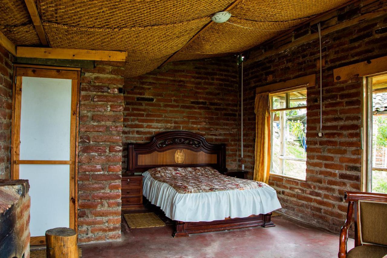 Cabanas Y Glampings Balcon Del Lago Отавало Экстерьер фото