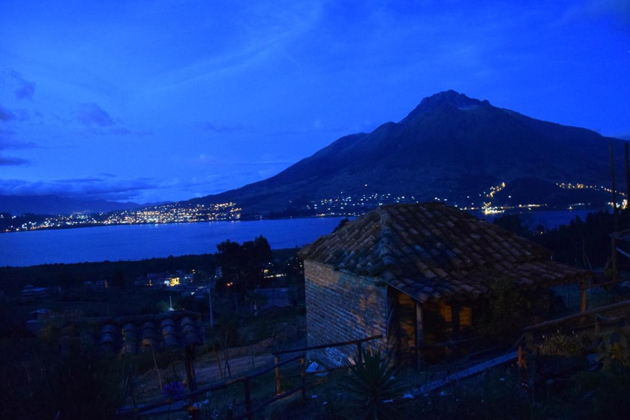Cabanas Y Glampings Balcon Del Lago Отавало Экстерьер фото
